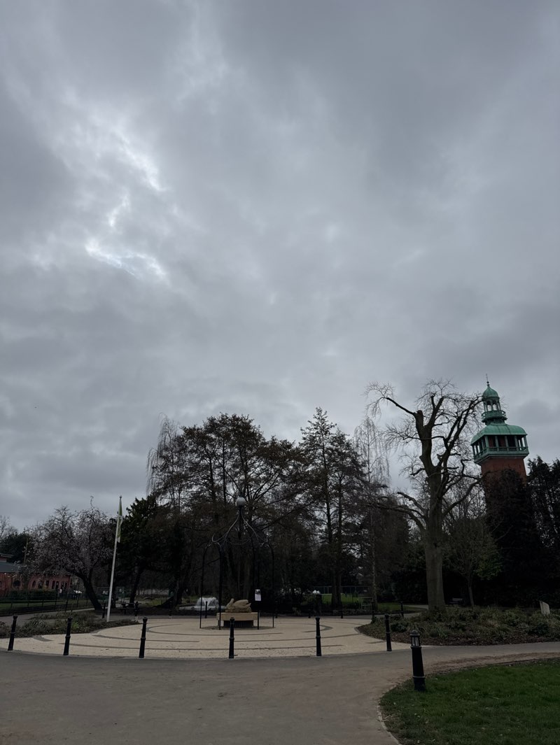 walking near me in Queen's Park in spring