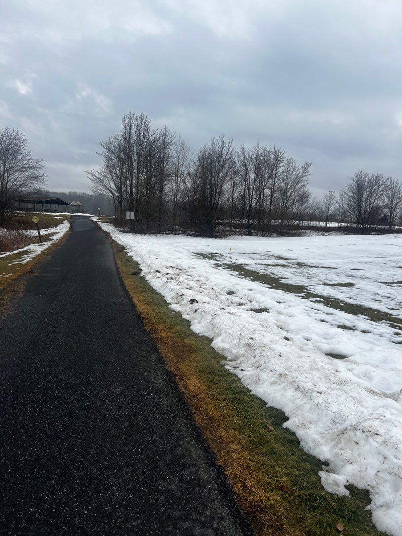 walking near me in Circleville Park in winter