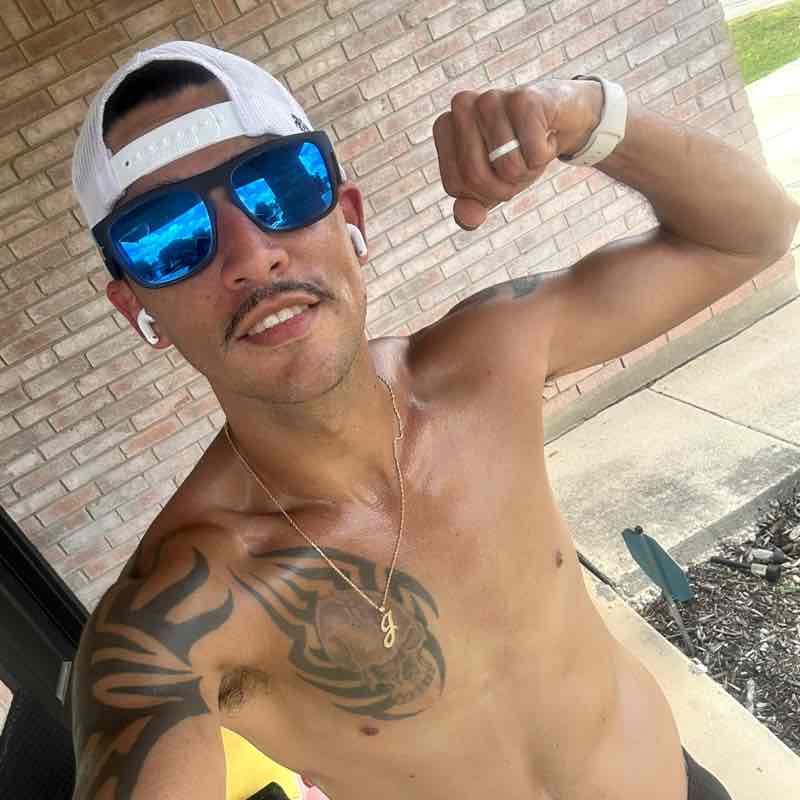 Joe Torres Baez post 1