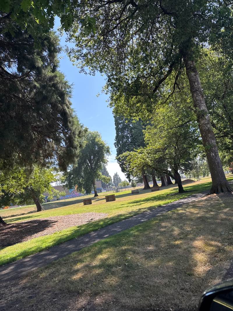 walking near me in Willamalane Park in summer