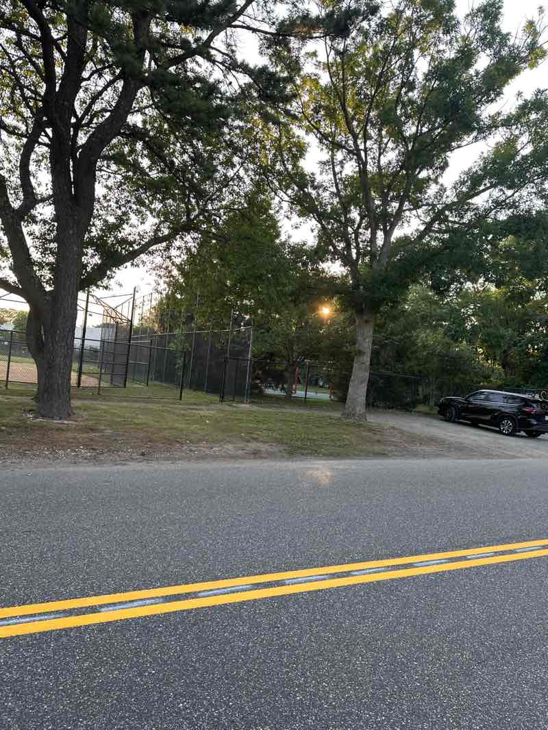 walking near me in Zahn's Park in summer