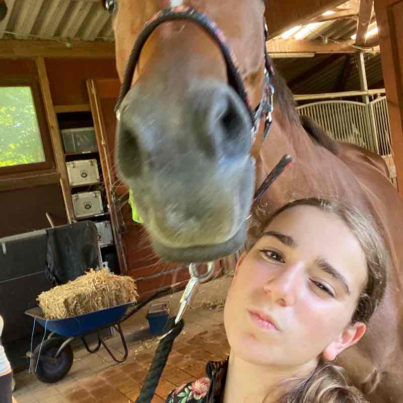 Spazieren und Reiten Berlin Nela 🌸🐴 post image