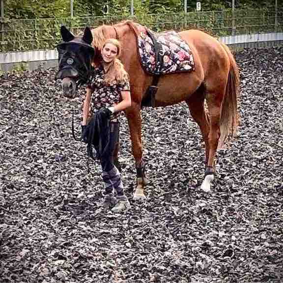 Spazieren und Reiten Berlin Nela 🌸🐴 post image