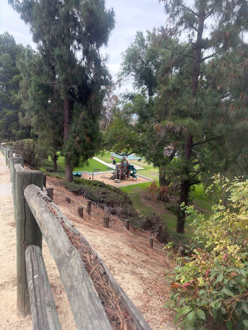 walking near me in Butterfield Park in summer