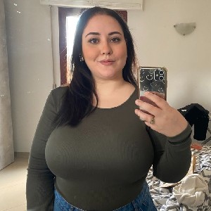 miss.Alysa.max. profile