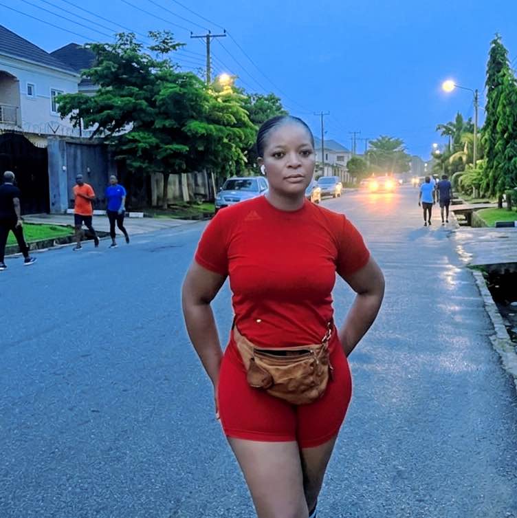 As E Dey Hot π₯ Ruth post image
