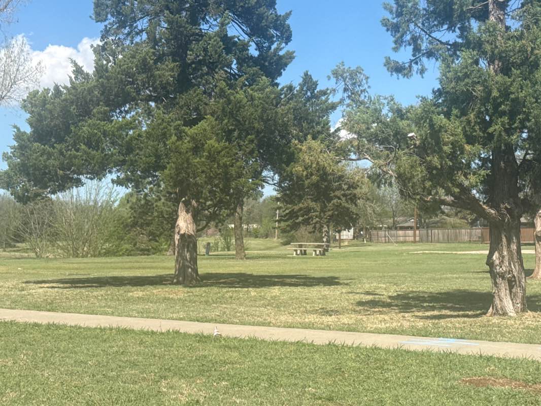 walking near me in Lake Hefner Park in spring