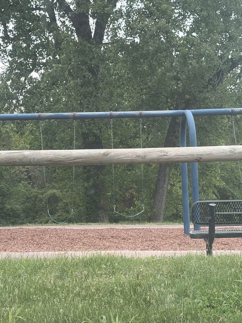 walking near me in Dickinson Park in spring