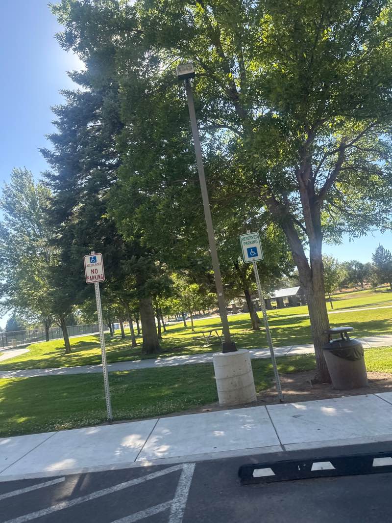 walking near me in Sam Johnson Park in summer