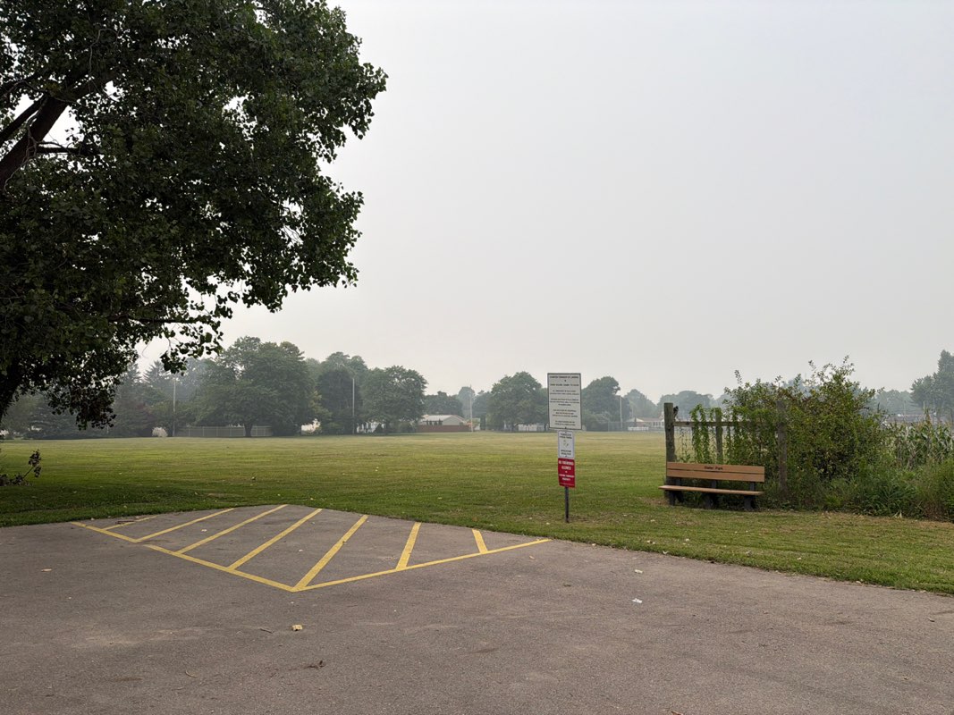 walking near me in Slater Park in summer