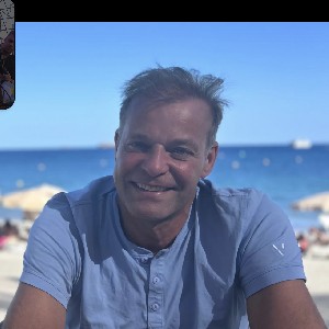 Ton Mouris profile