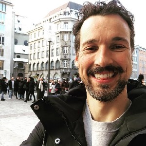 Florian David fitz profile