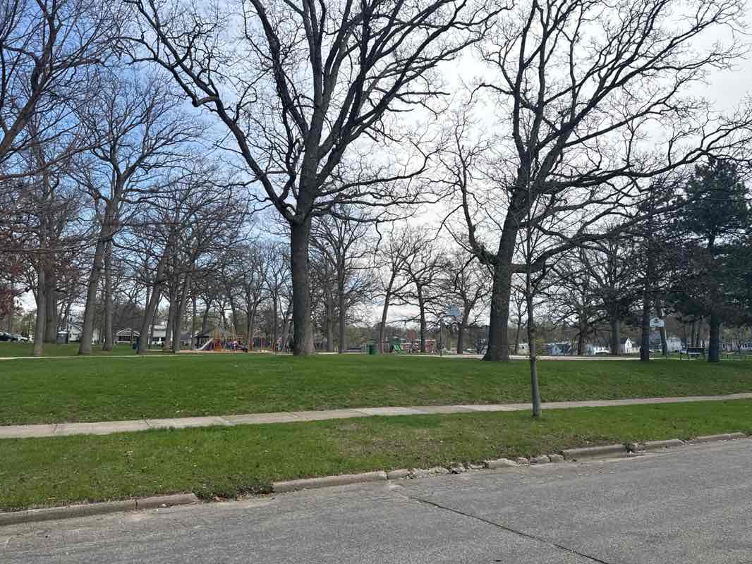 walking near me in Briggs Park in spring