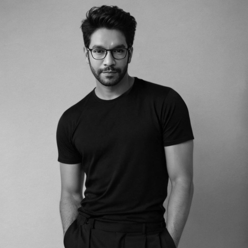 Roshan Bhaskar profile