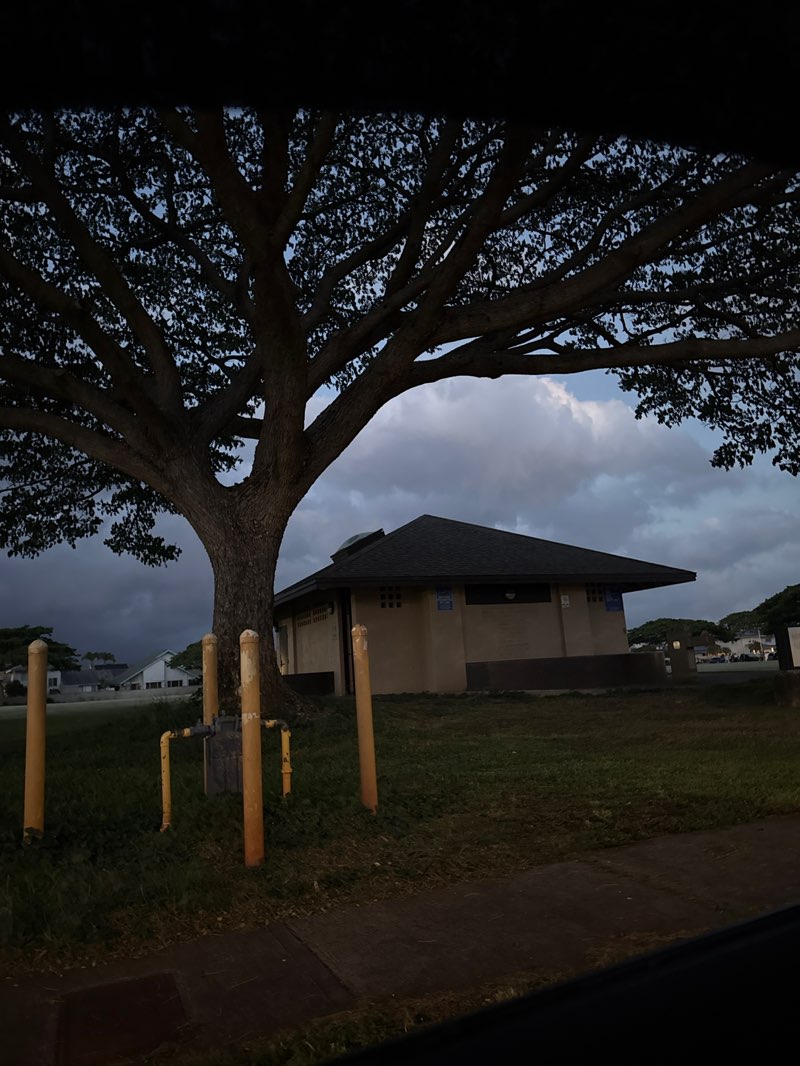 walking near me in Mililani Town Center Neighborhood Park in summer