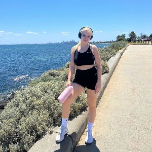 Kelly Ava