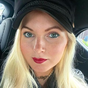 Nadine v