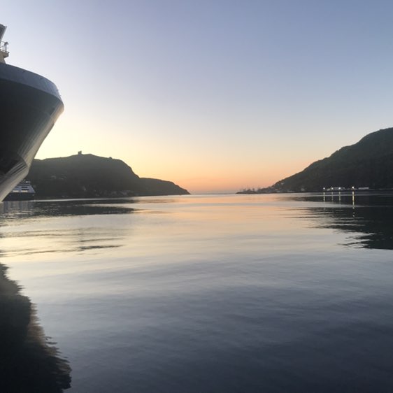 Victor post 1