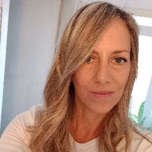 Ana Milovanovic icon