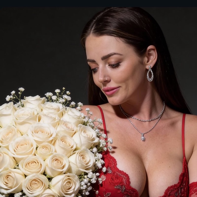 Sophie Dee