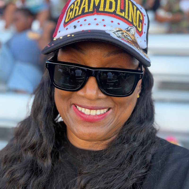 Divine2Win Trina post image