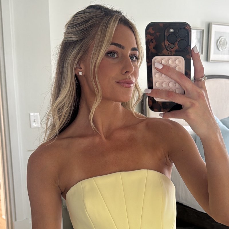 Annie Hoffmeister profile