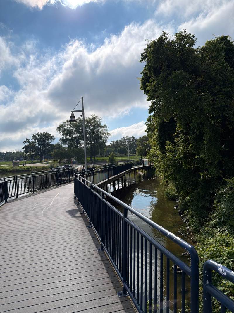 walking near me in Heinz Waterfront Walkway in summer