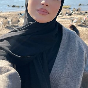 khadija 🇲🇦🇫🇷