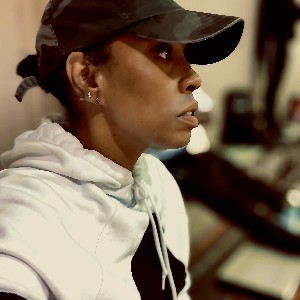 Janell Nina profile