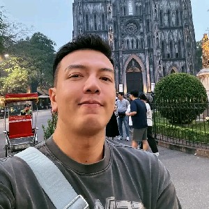 Lee Chue