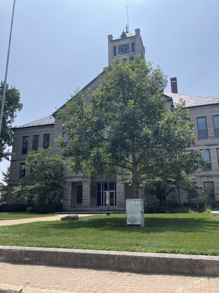 walking near me in Christian County Court House in summer