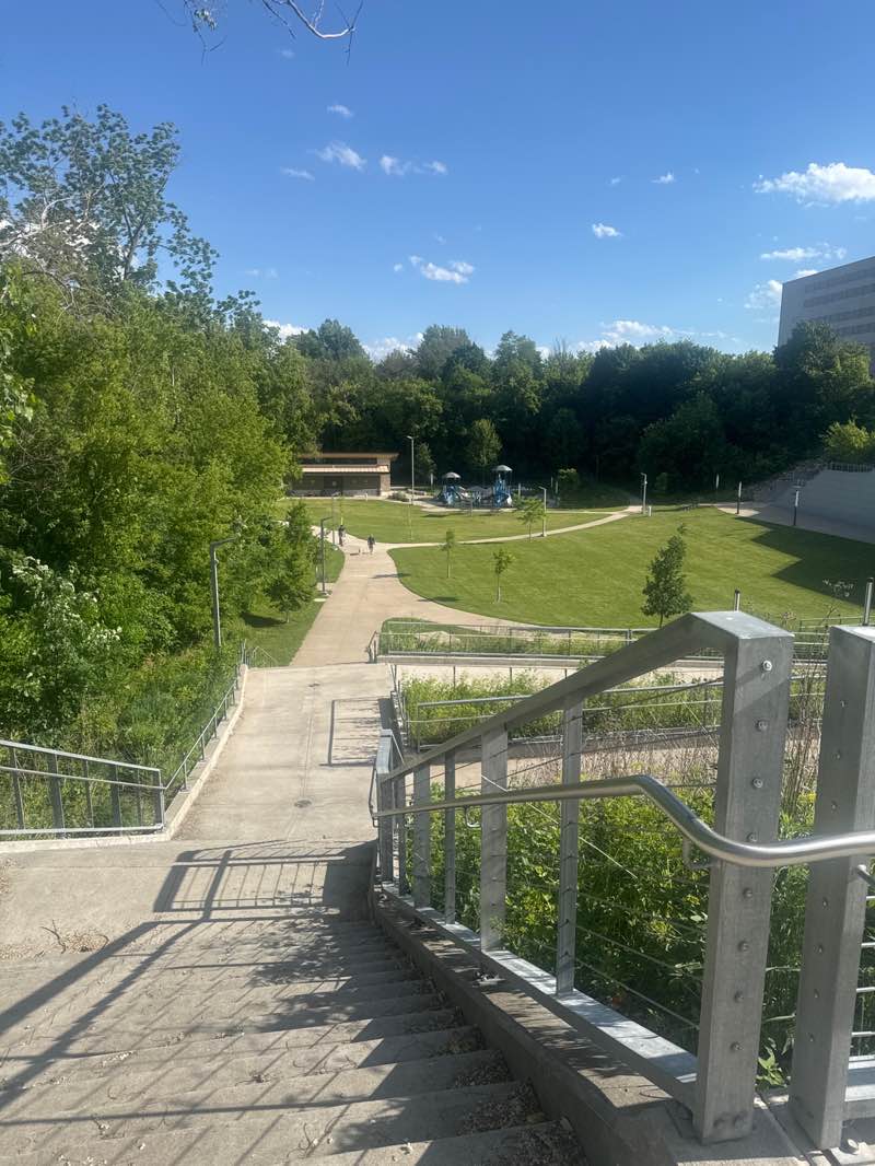 walking near me in Jones Park in summer
