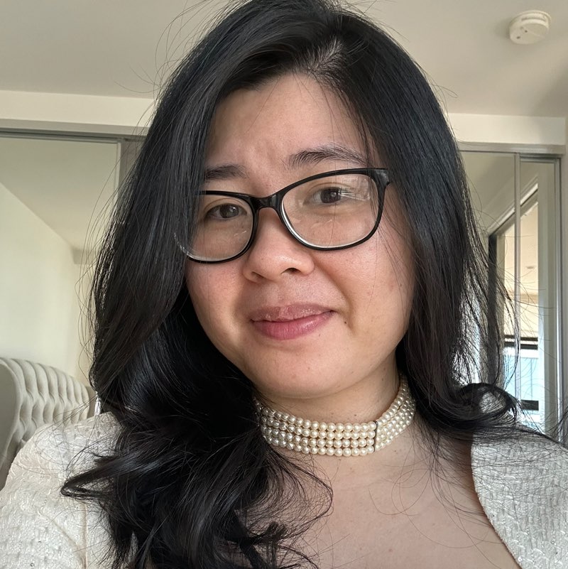 Lucy Dinh profile