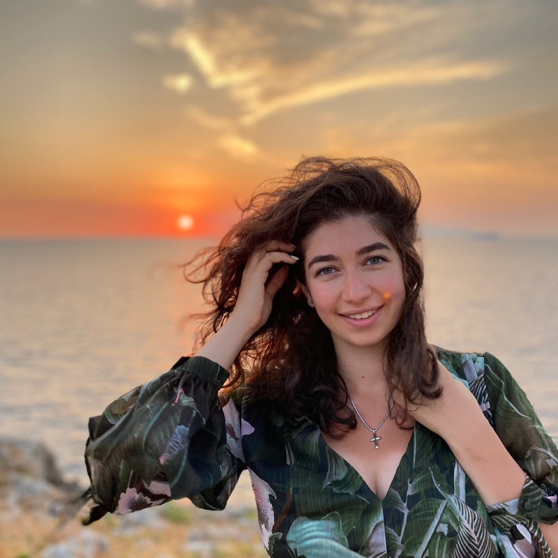 Anna Oganesyan profile