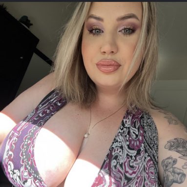 Jennifer Mia
