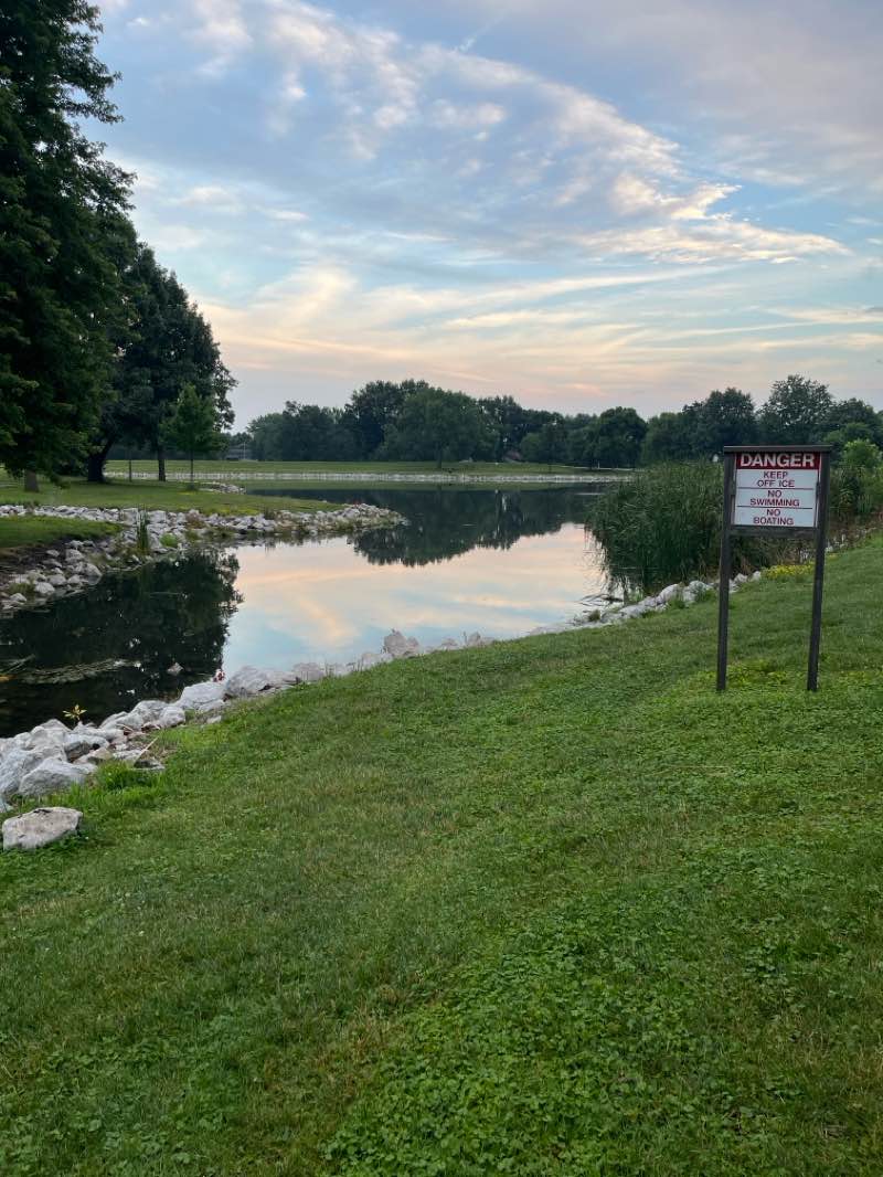 walking near me in Northview Park in summer