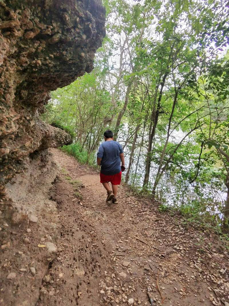 walking near me in Blanco State Park in summer