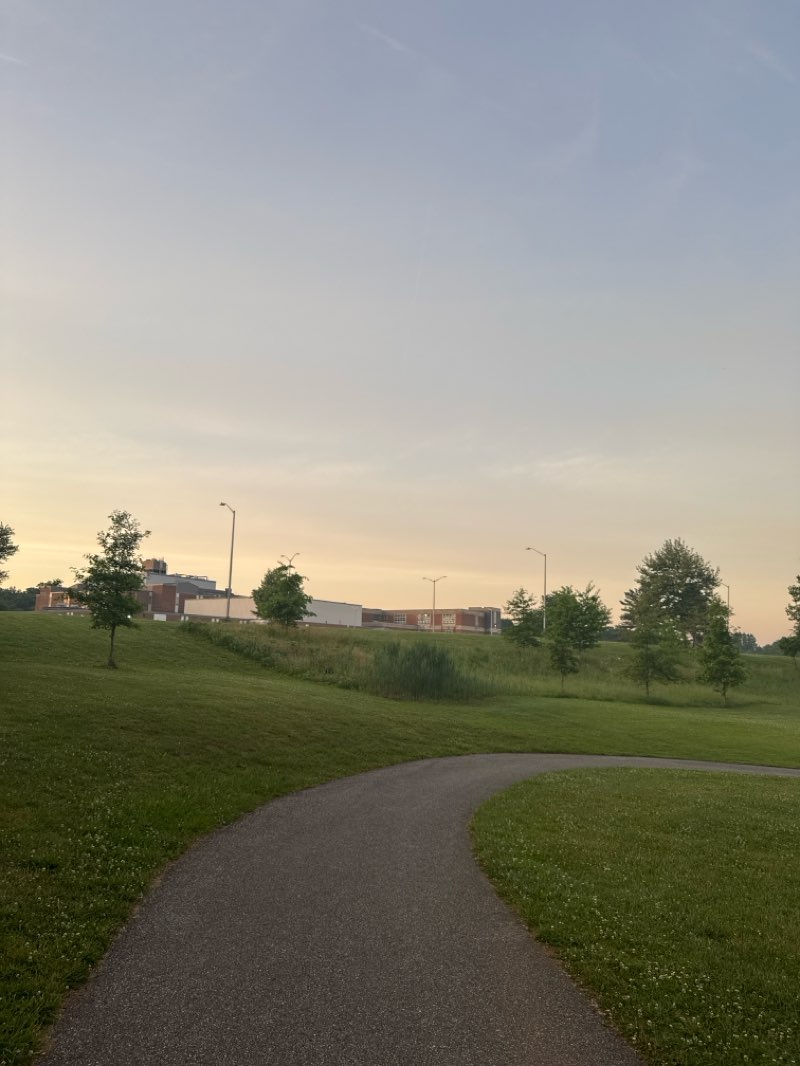 walking near me in Indian Rock Park in summer