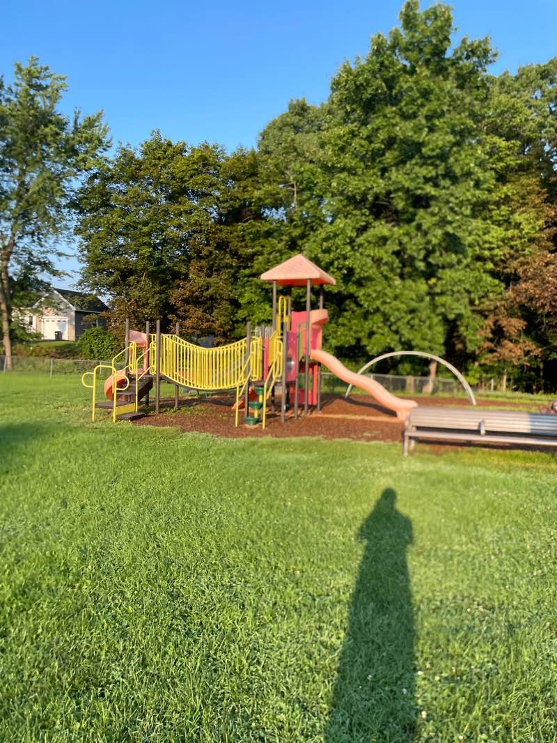 walking near me in Eastland Park in summer