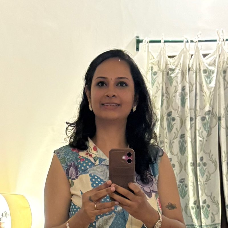 Poorni icon