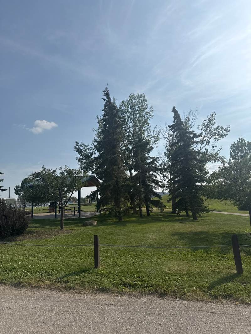 walking near me in East Lake Park in summer