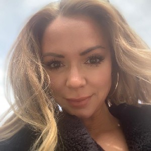 Mia Robinson
