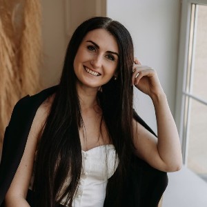 Paula profile