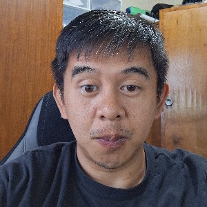 Manuel James profile