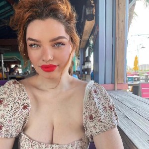 Annabel red ♥️