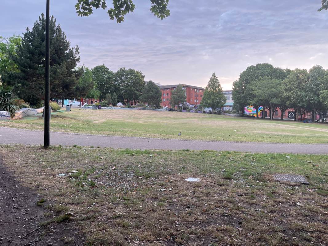 walking near me in Devonshire Green in summer