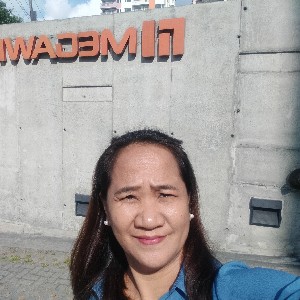 Fina Vadlit orange🍊 profile