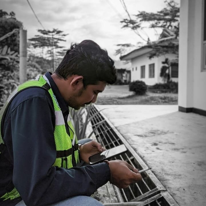 Achmad profile