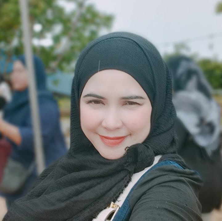 Normawati profile