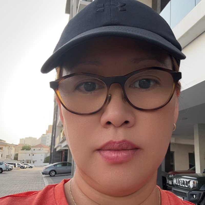 Richelle Mae profile